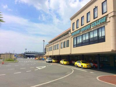 自動車学校の種類と費用は？